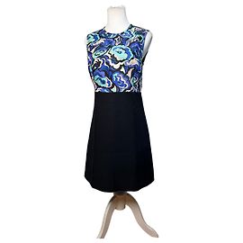 Vestido evasê sem mangas floral Vintage Emilio Pucci Final dos anos 2000 XS