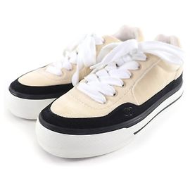 CHANEL COCO Mark Velvet Lace-Up Sneakers Velvet Sneakers
