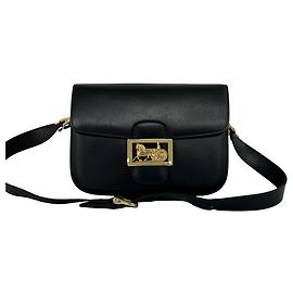 Céline Sac à épaule Celine en cuir de veau avec logo vintage et détails métalliques Carriage