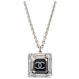 Colgante de Collar Cubo Cuadrado CHANEL Coco Mark