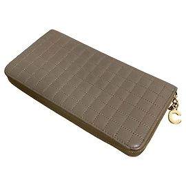 Céline Carteira Longa Matelassê Celine C Charm