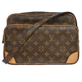 Bolso de hombro Louis Vuitton Nil Monogram Canvas