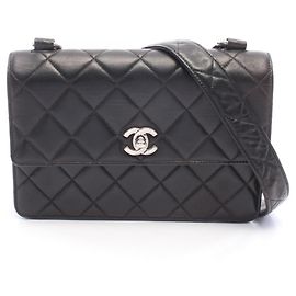 Borsa a tracolla Chanel Matelassé in pelle di agnello