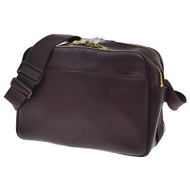 Louis Vuitton Reporter Taiga Leather PM