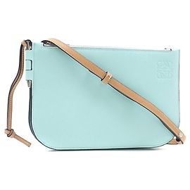 Borsa a spalla in pelle di vitello Loewe