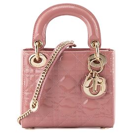 DIOR - Mini Lady Dior Schultertasche aus rosa lackiertem Cannage-Leder