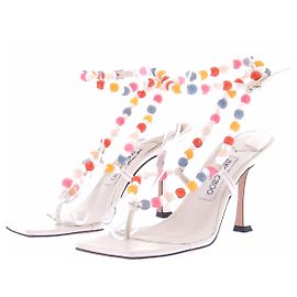 Jimmy Choo Weiße Pumps mit bunten Perlen