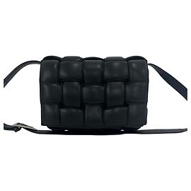 Borsa a tracolla in pelle Padded Cassette Bottega Veneta
