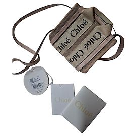 Borsa Chloé Woody Nano in Paglia