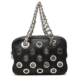 Borsa a tracolla Prada in Vitello Daino nero con catena e occhielli