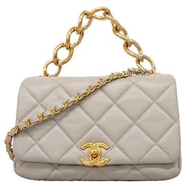 Bolso de Hombro Chanel Matelassé con Cadena
