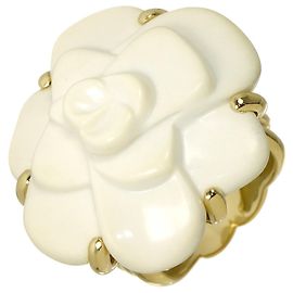 Anello Chanel Camellia 1 in Oro Giallo 18K