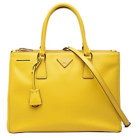Bolso Prada Medium Saffiano Lux Galleria Double Zip Amarillo