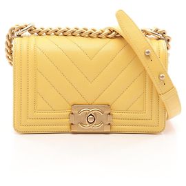 Chanel Boy Small Chevron V-Stitch Schultertasche