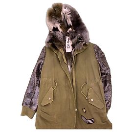 Autre Marque So Tweed Militärgrüner Parka mit Paillettenärmeln