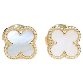 Orecchini a lobo Van Cleef & Arpels Sweet Alhambra in oro giallo 18K e madreperla
