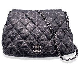 Chanel Borsa a patta a fisarmonica in nylon con stampa astratta 2009 Rock in Moscow