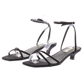 Totême Schwarze Satin-Sandalen