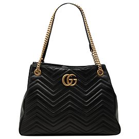 Sac Tote Gucci GG Marmont Matelassé en cuir de veau noir, taille Medium, avec chaîne