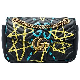 Borsa a tracolla Gucci Ghost Medium GG Marmont in pelle di vitello matelassé nera Gucci