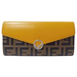 Fendi langes Lederportemonnaie in Yellow
