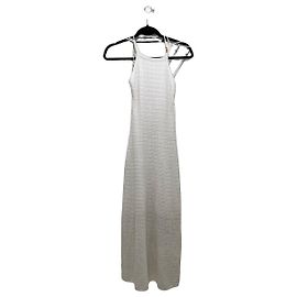 Sandro Weißes Langes Kleid mit Textur