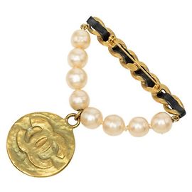 Broche Vintage Chanel Coco Mark 94A Bañado en Oro Perla Sintética Cuero
