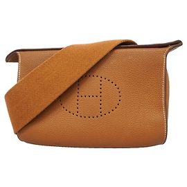 Hermès Sac à épaule Hermes en cuir Togo Gold