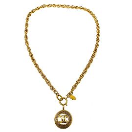 Colgante de medallón redondo vintage Chanel en metal