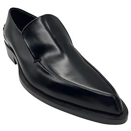 Mocassins en cuir à bout pointu noirs Jil Sander avec détail en métal argenté