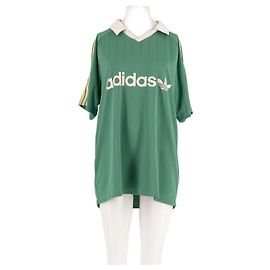 Adidas T-Shirt in Grün mit Polokragen