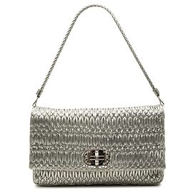 Borsa Satchel Miu Miu in Nappa Metallizzata Argento Matelassé con Catena in Cristallo