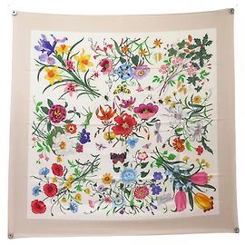 NUOVO FOULARD GUCCI FLORA 821061 V. ACCORNERO CARRE 90 SETA ROSA