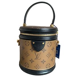 Louis Vuitton Bucket of Wealth