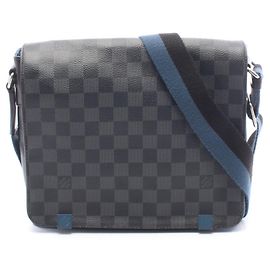 Bolsa de Ombro Louis Vuitton District PM NM