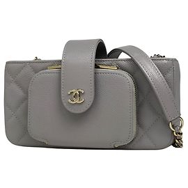 Borsa a tracolla Chanel Matelassé in Gray