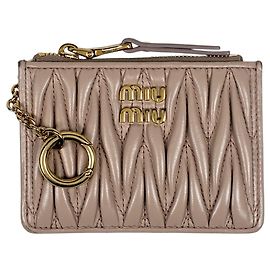 Tarjetero de piel rosa Miu Miu