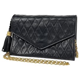 Borsa a tracolla Chanel in pelle nera