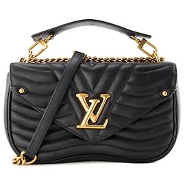 LOUIS VUITTON - Borsa a tracolla New Wave Louis Vuitton in pelle matelassé nera