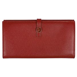 Cartera larga de Chanel en piel roja