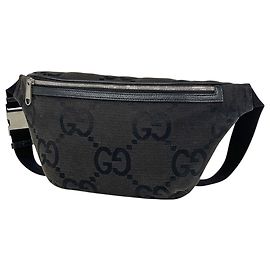 Borsa cintura Gucci Jumbo GG in nero