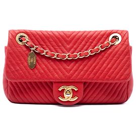 Chanel Red Small Chevron Wrinkled Calfskin Medallion Charm Surpique Flap