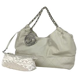 Borsa a tracolla Chanel in pelle avorio