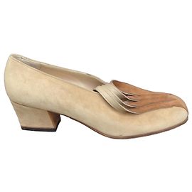 Autre Marque Giovanna Zanella Mocassini con tacco in camoscio beige e marrone