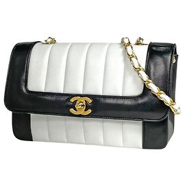 Borsa a tracolla Chanel in pelle bicolore