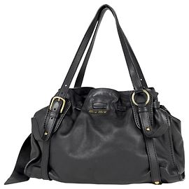 Borsa a mano Miu Miu in pelle nera