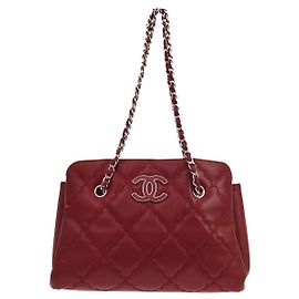 Chanel Hamptons Shopping Quilted Calfskin Small
