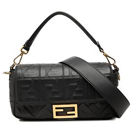 Borsa Satchel Baguette Fendi Zucca in pelle goffrata nera