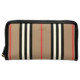 Burberry Bi-Fold Long Wallet