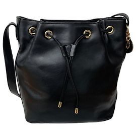 Christian Dior Beuteltasche schwarzes Leder rotes Cannage-Futter